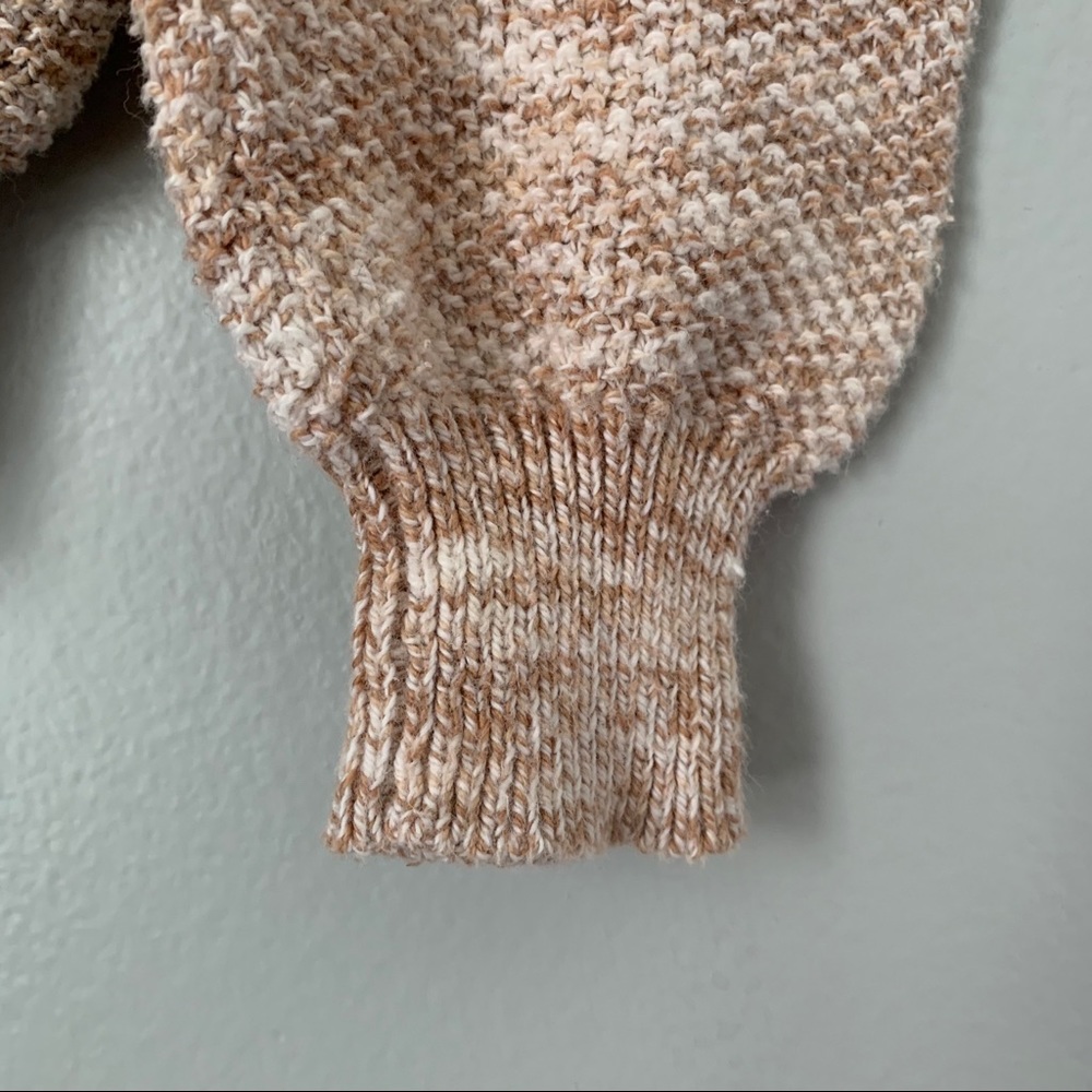BDG Women’s 100% Cotton Sweater with Red Details - Picture 4 of 12